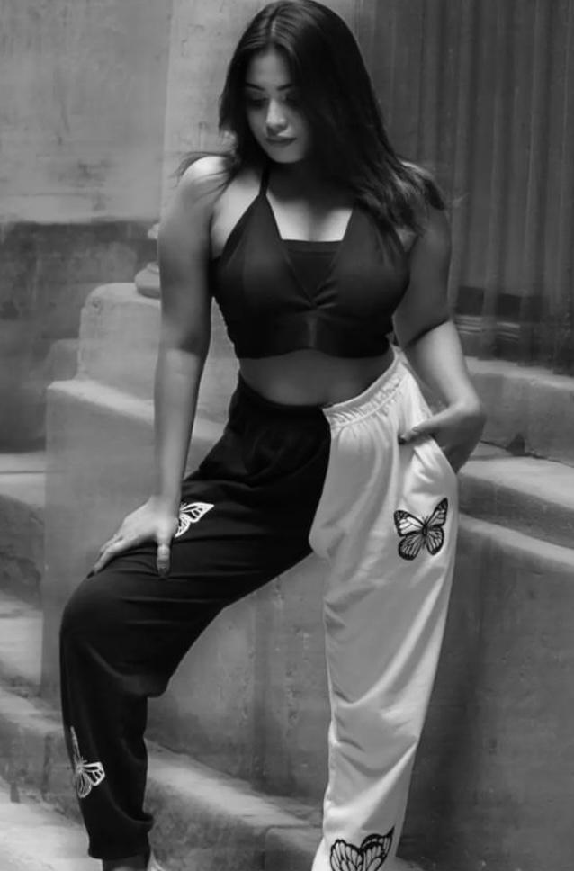 Perambur Esort Service