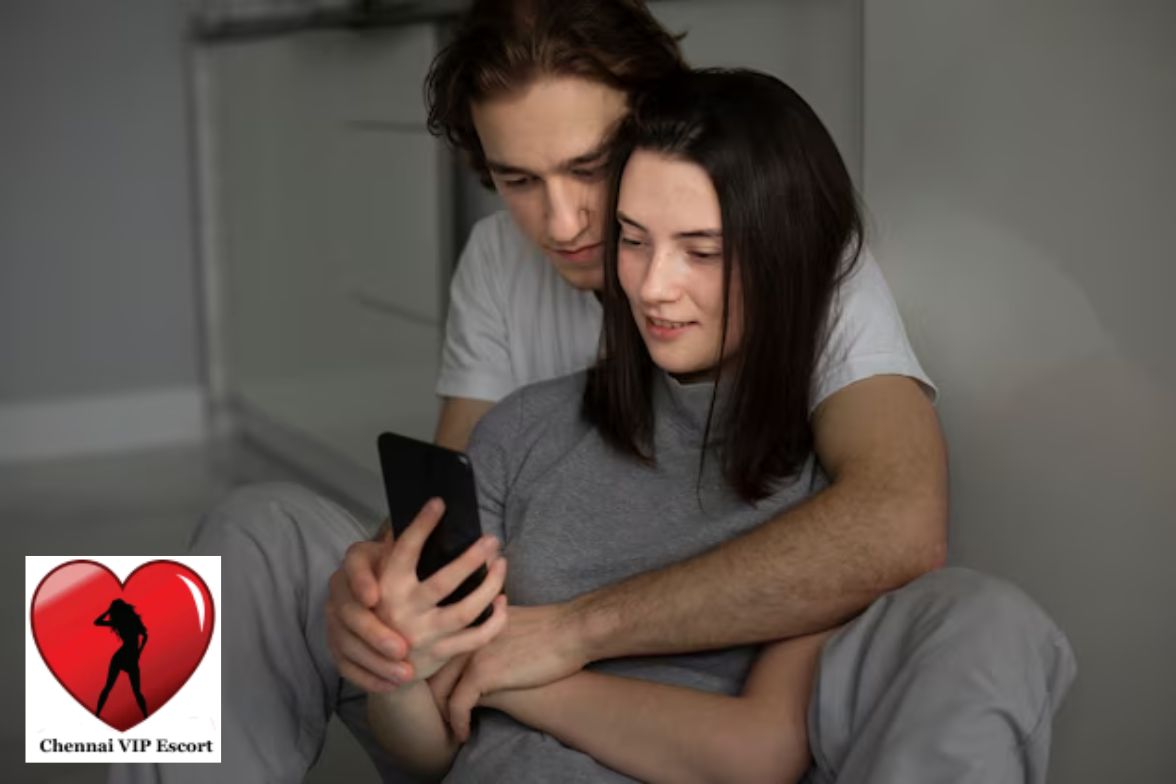 Chat with a Hot Girl to Feel Refresh.